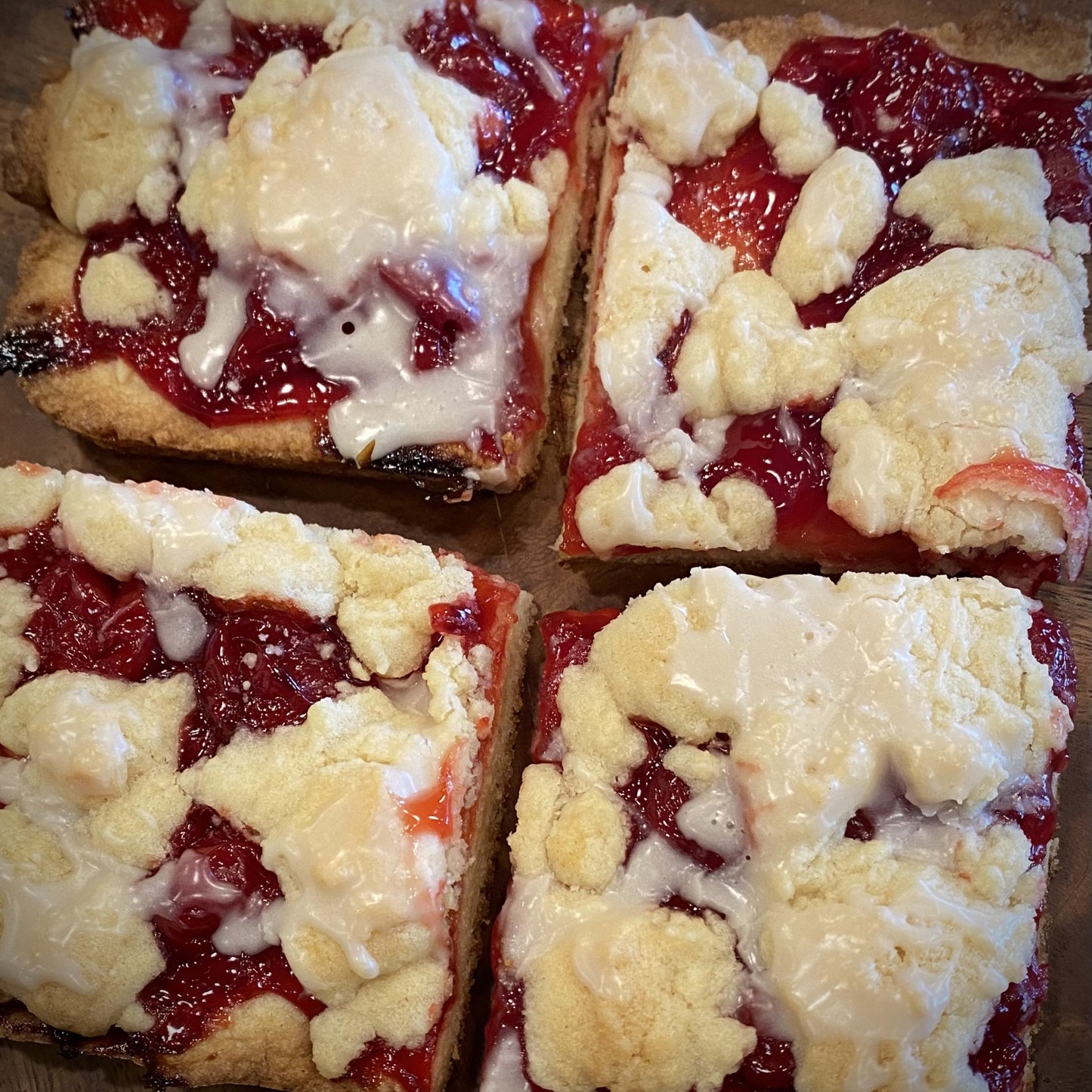 Cherry Kuchen Bars (Pkg of 4)