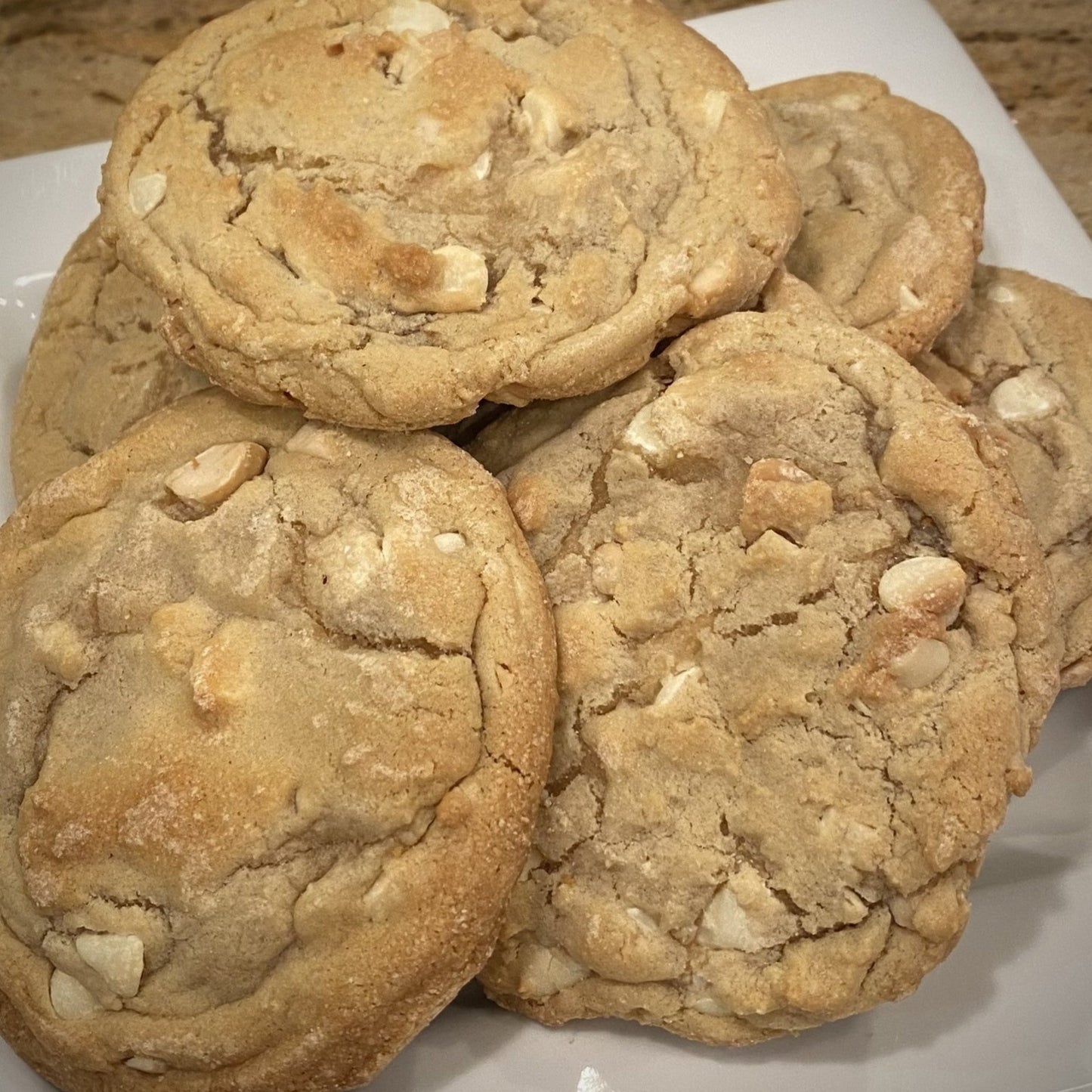 White Chocolate Macadamia Nut Cookies (Box of 6)